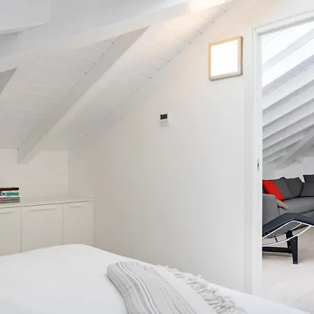 شقة Lake View Flat With Parking & Shared Pool
